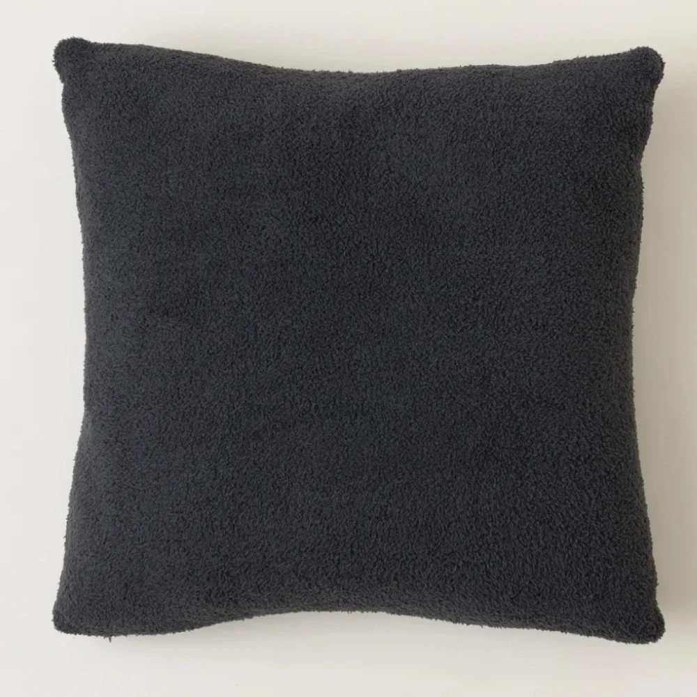 NWT Barefoot Dreams CozyChic Classic Pillow in Carbon - 20” x 20”